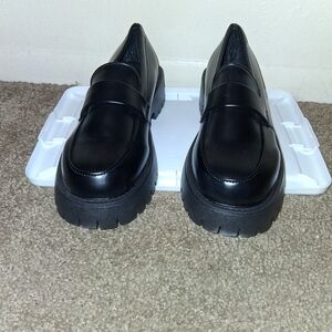 Elegant Black Women's Loafers